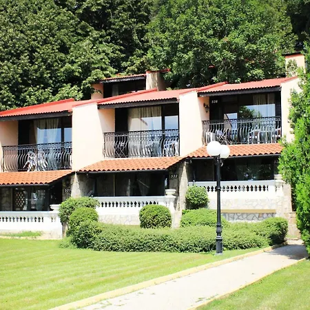 Villas Elenite-2